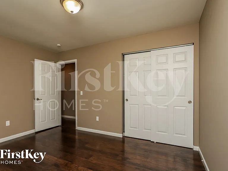 6161 Limbwood Ct — Photo 8