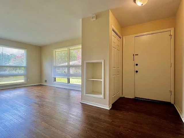 1597 Gilston Ct — Photo 3