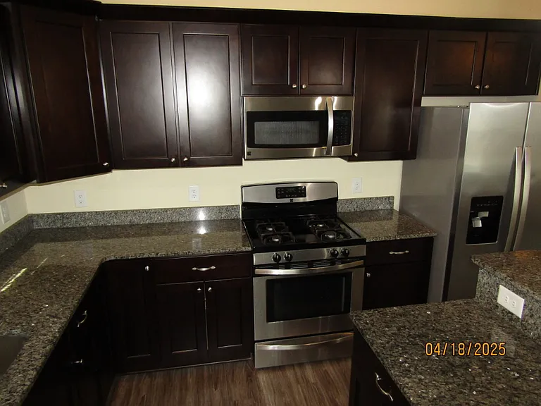 4335 Grande Harbour Blvd — Photo 5