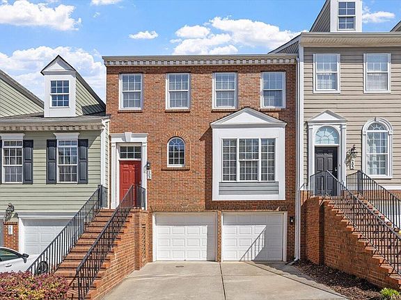 2nd image of 203 Kirkeenan Cir