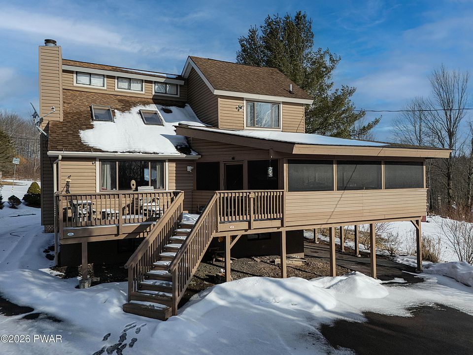 1st image of 10 Crestwood Ct