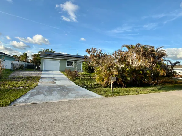 533 SW Crawfish Drive, Port St Lucie, FL 34953