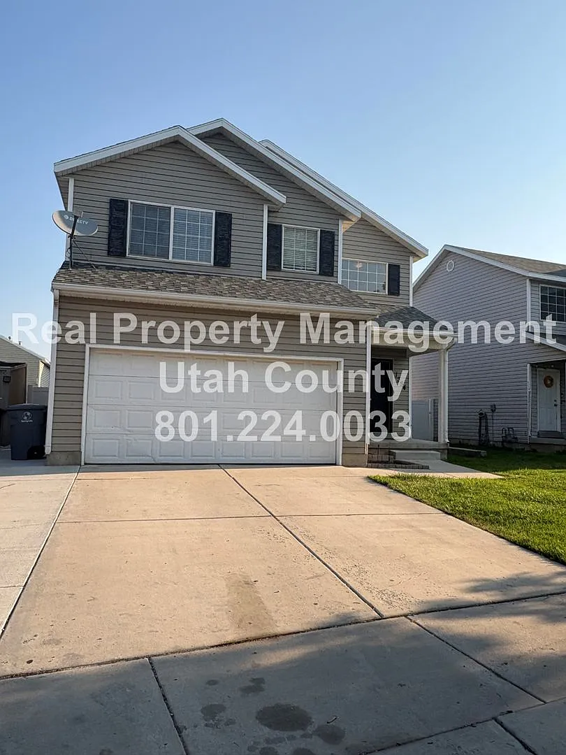 Beautiful 3-Bedroom Home in Springville Spacious Living & Convenient Location — Photo 1