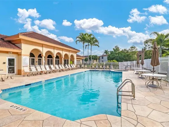 15433 Bellamar Cir APT 1016, Fort Myers, FL 33908