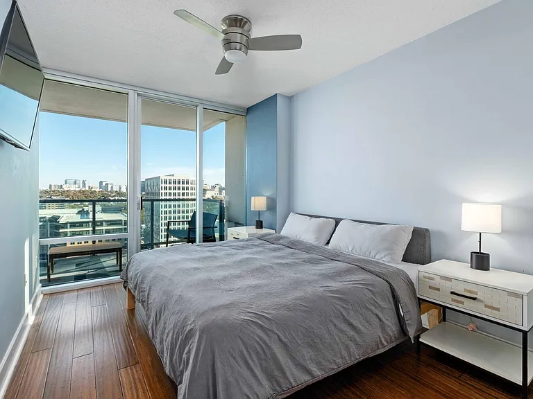 300 Bowie St #1808 — Photo 10