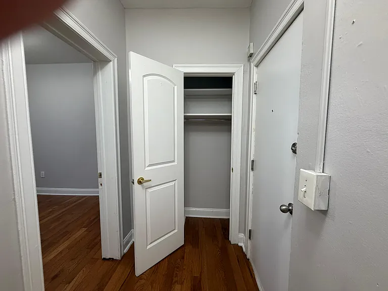 863 Pavonia Ave #11E — Photo 9