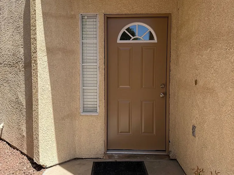 7600 Vista Hills Dr — Photo 2