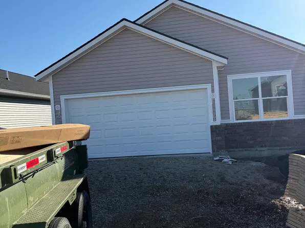 1085 Tomahawk Pl, Martinsville, IN 46151