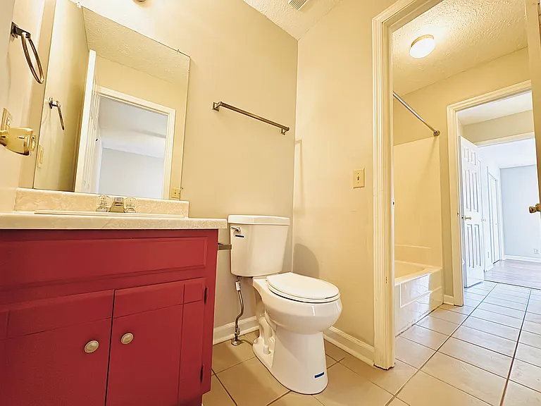 3228 Lakeford Dr — Photo 13