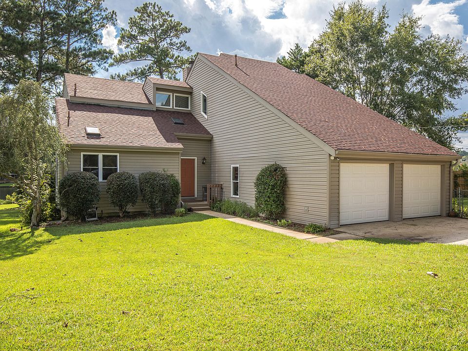1st image of 127 Shoreline Dr
