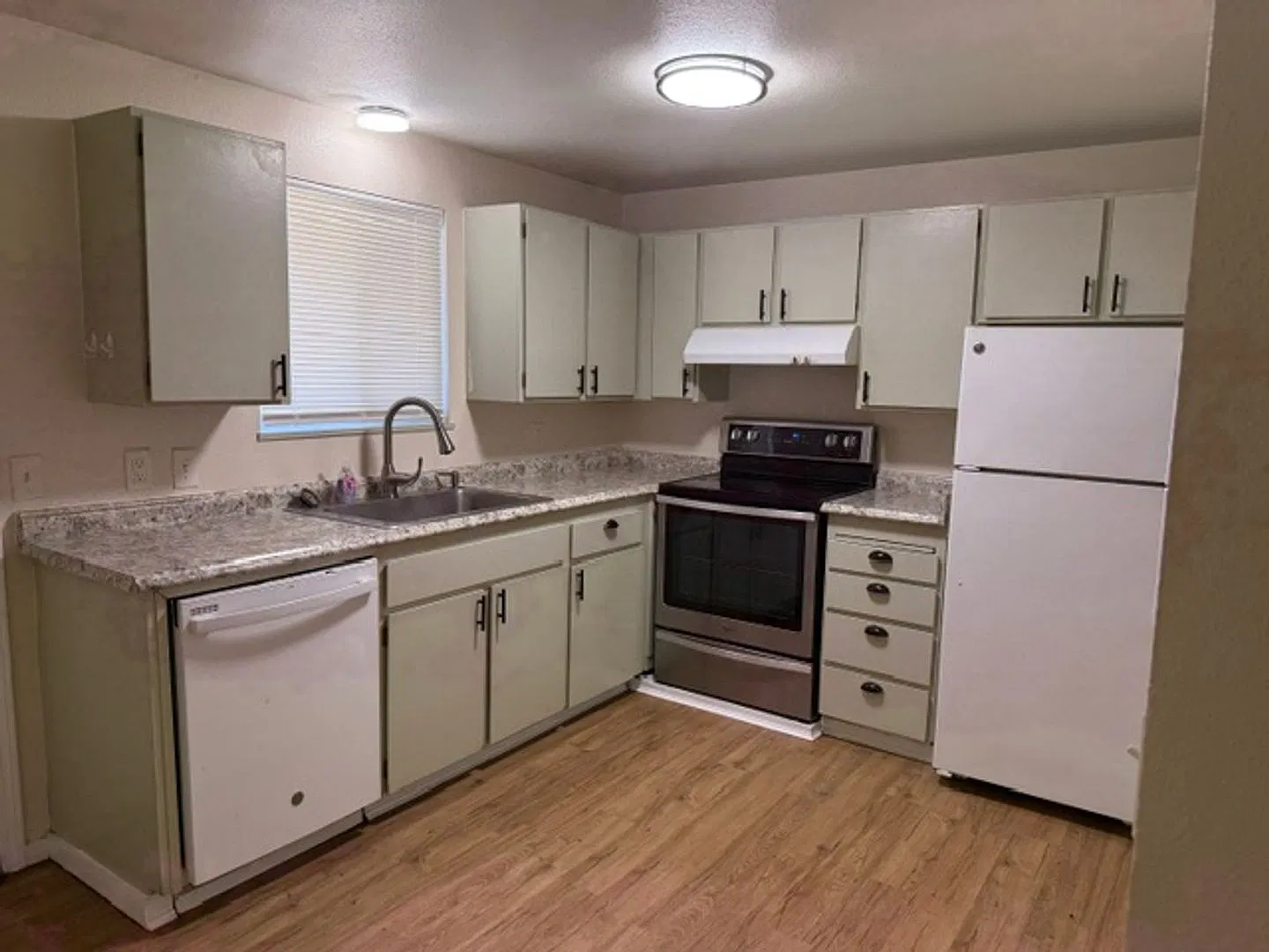 1126 Neil Street NE — Photo 1