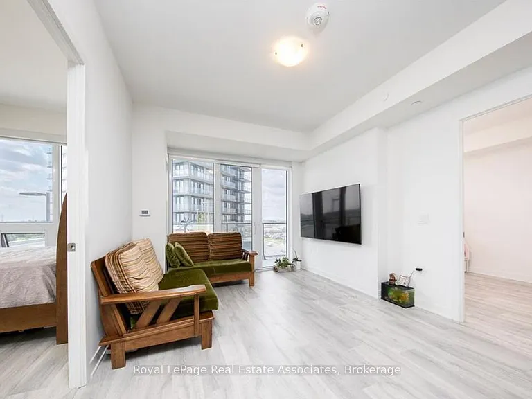 4675 Metcalfe Ave #606 — Photo 12