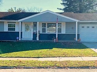 1424 Vassar Rd, Rockford, IL 61103