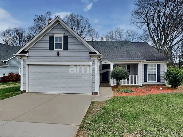 2804 Robyns Glen Dr, Charlotte, NC 28269