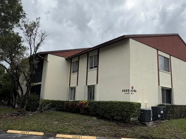 4969 Sable Pine Circle #D2, West Palm Beach, FL 33417