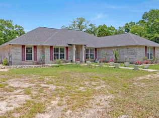 10686 Hatcher St, Milton, FL 32583