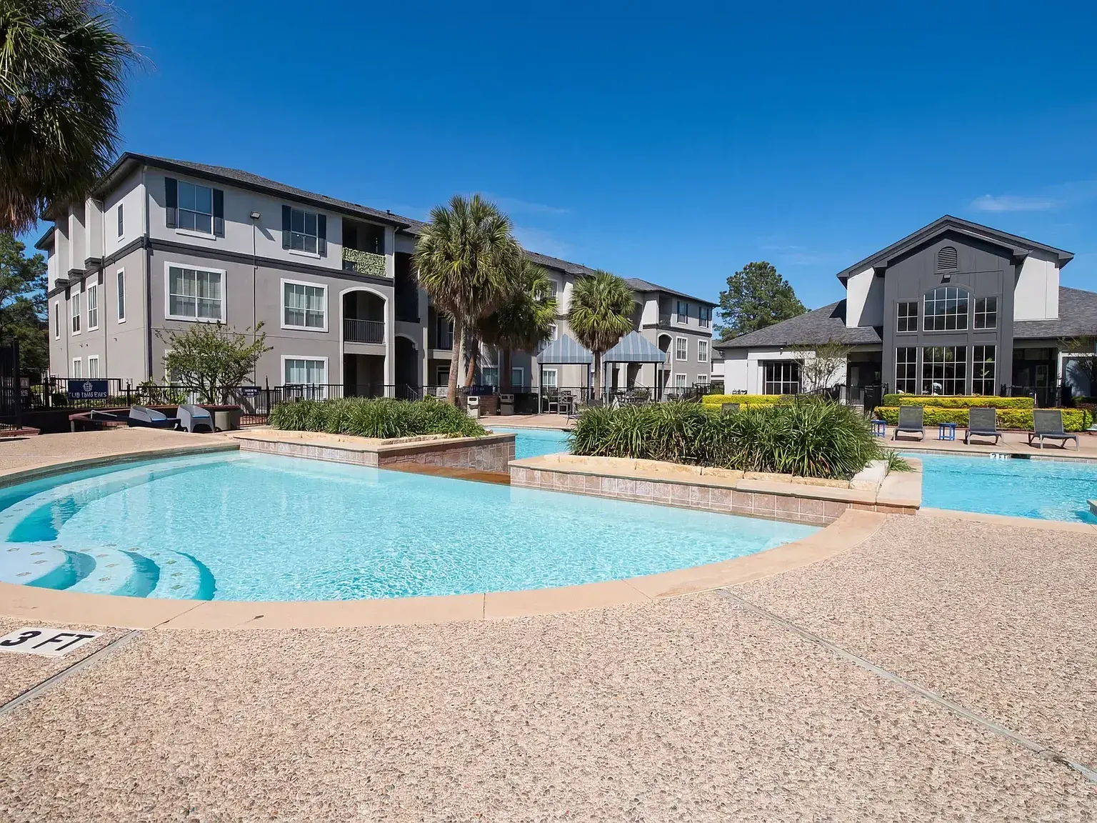 Aura at Westchase — Photo 1