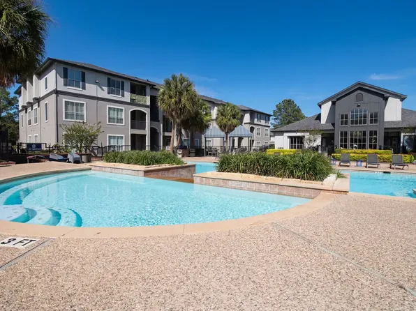 Aura at Westchase