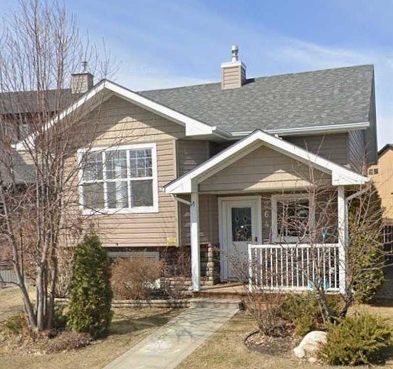 1st image of 264 SE Vanson Close