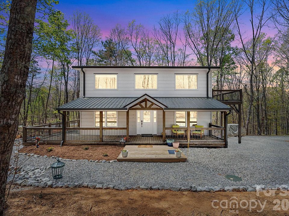 1st image of 25 Briar Ridge Ln