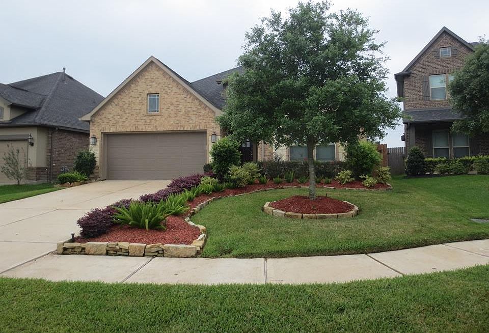 1st image of 13414 Ravens Park Ln