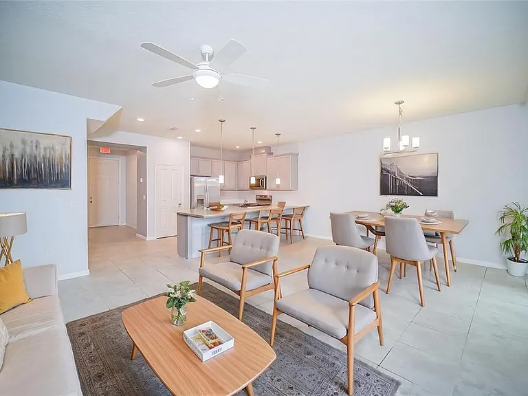 5124 Crown Haven Dr — Photo 5