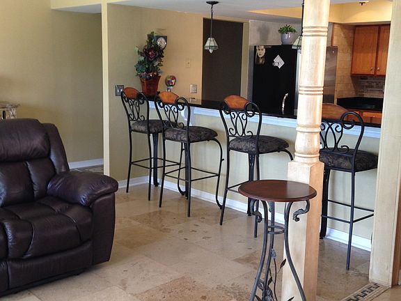 5th image of 836 Arietta Cir N