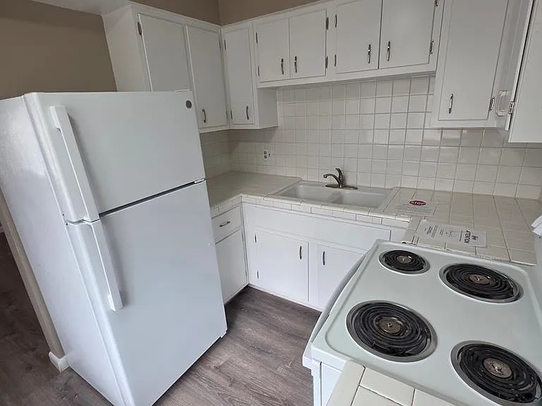 3001 W Ohio Ave #24 — Photo 9
