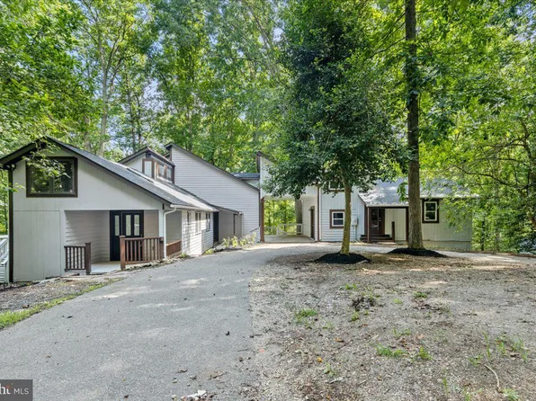 3050 Patriot Ln, Fredericksburg, VA 22408