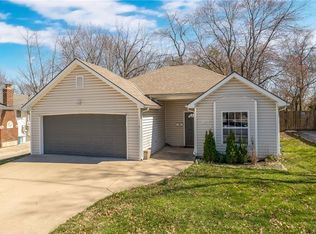 1231 S Liberty St, Independence, MO 64055