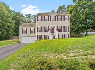 9416 Hickory Hill Dr, Fredericksburg, VA 22408