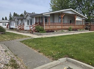 407 E H St #2 & 4, Deer Park, WA 99006