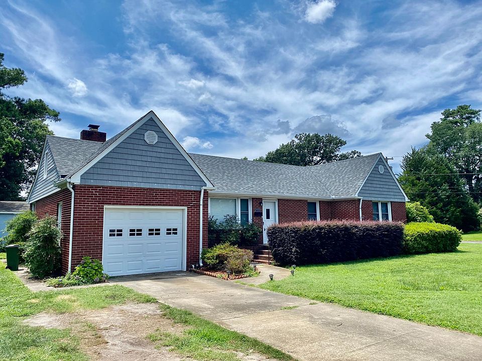 1st image of 7711 Tarpon Pl