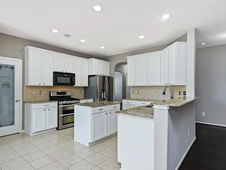 602 Blue Oasis Ct — Photo 18