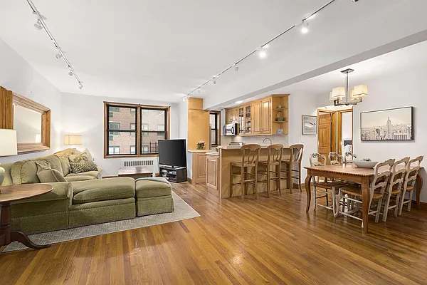 Sold by MyGradPad | media 1