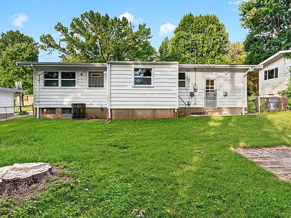 4th image of 9219 Ellison Dr