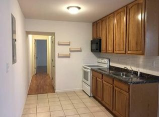 1610 Wolf St #1, Philadelphia, PA 19145