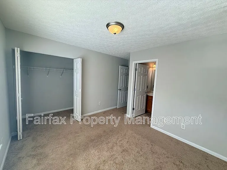 3131 Ivey Wood Ln — Photo 14