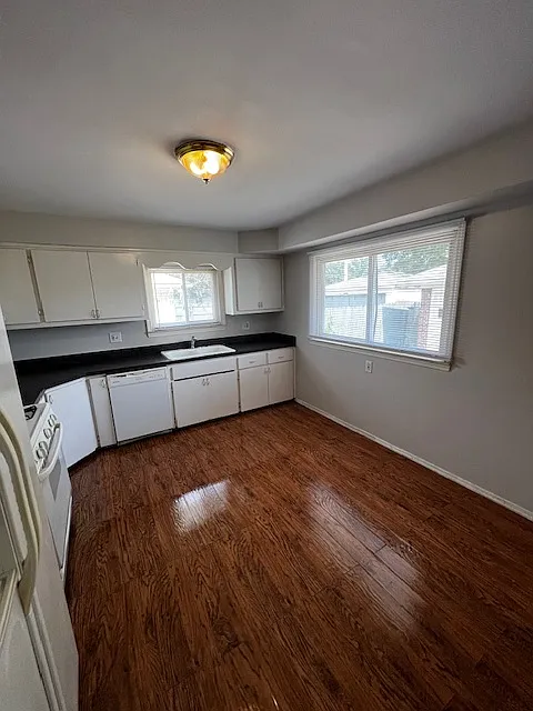 2 bed, 960 sqft, $1,350 — Photo 4