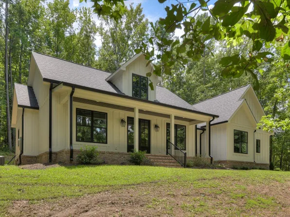 2297 Maple Dr, North Augusta, SC 29860