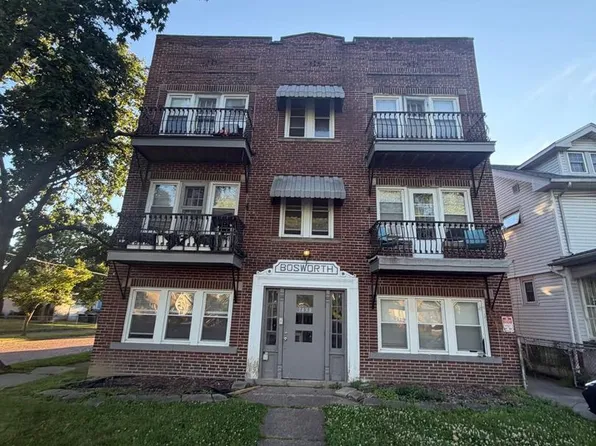3438 Bosworth Rd, Cleveland, OH 44111