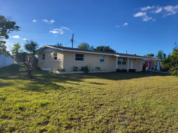 105 Sandhurst Dr, Venice, FL 34293