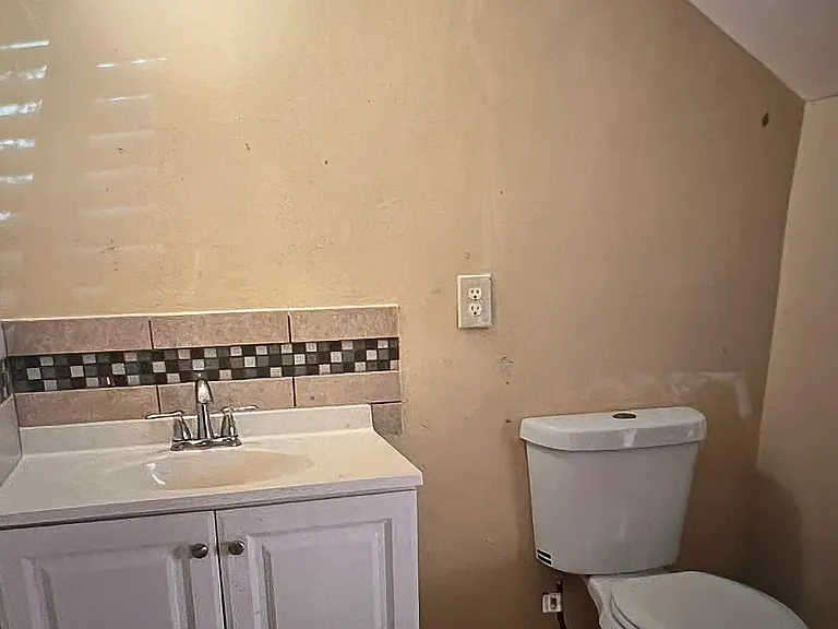 5186 Jaycox Rd — Photo 7