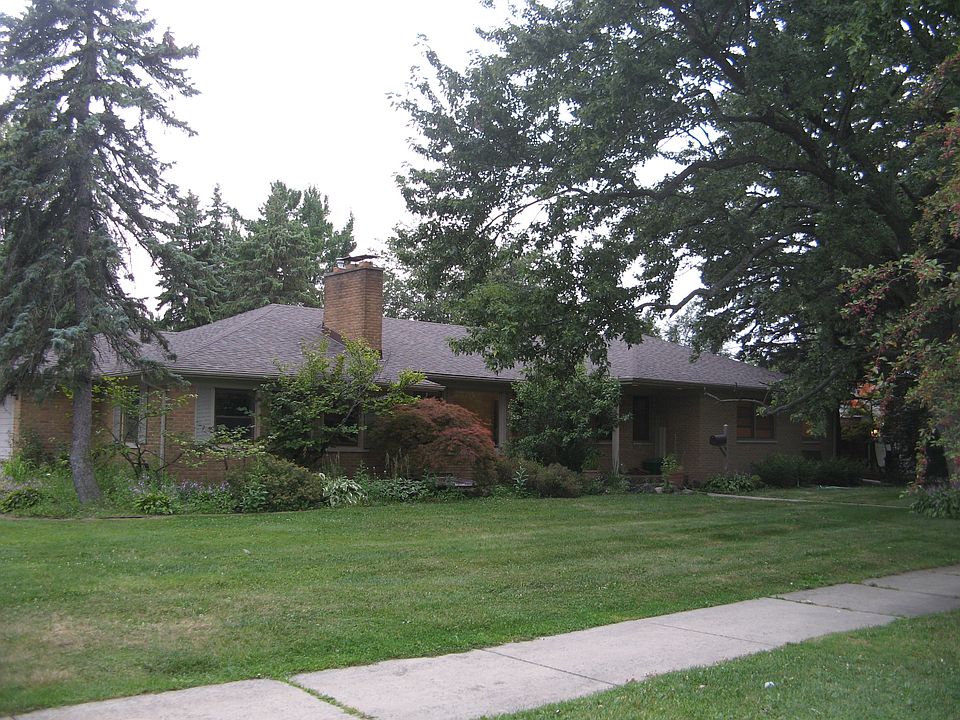 1st image of 18115 Kinross Ave