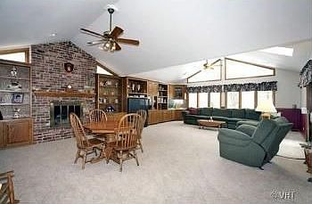 2nd image of 5727 Deer Creek Ln