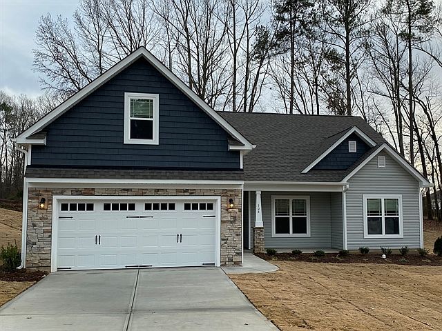 1st image of 104 White Ash Ln
