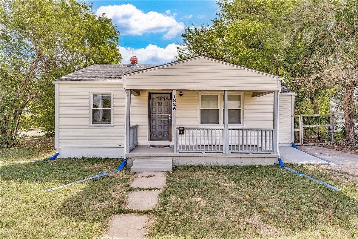 1825 E 11th St N, Wichita, KS 67214 | Zillow