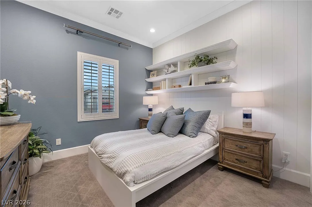 3 bed, 3.0 bath, 2354 sqft, $4,500 — Photo 4