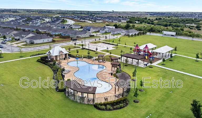 10212 Regal Bend Ln — Photo 39
