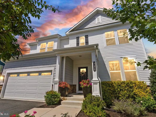 125 Dizerega Ct SW, Leesburg, VA 20175